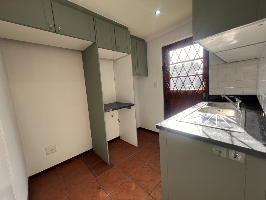 To Let 3 Bedroom Property for Rent in West Beach Western Cape